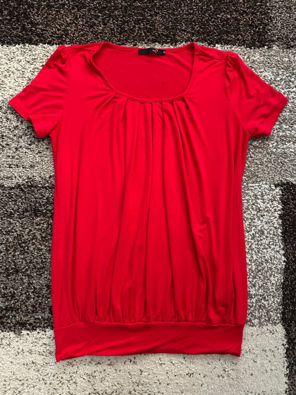 DJT FASHION (M) Red Pleated Tee Scoop Blouson Top Bright Gathered Banded #1